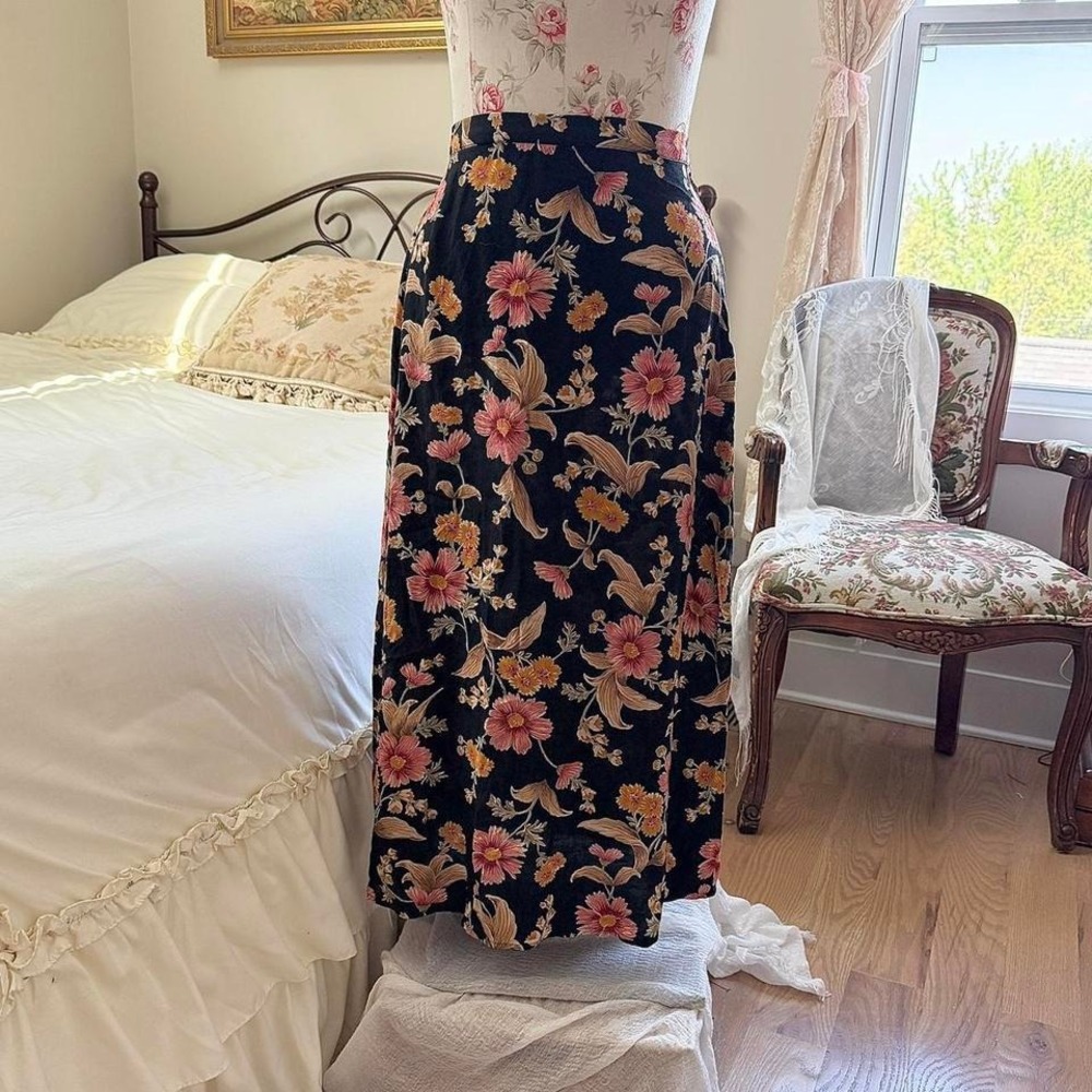 90s villager black floral midi skirt size 12 petite
